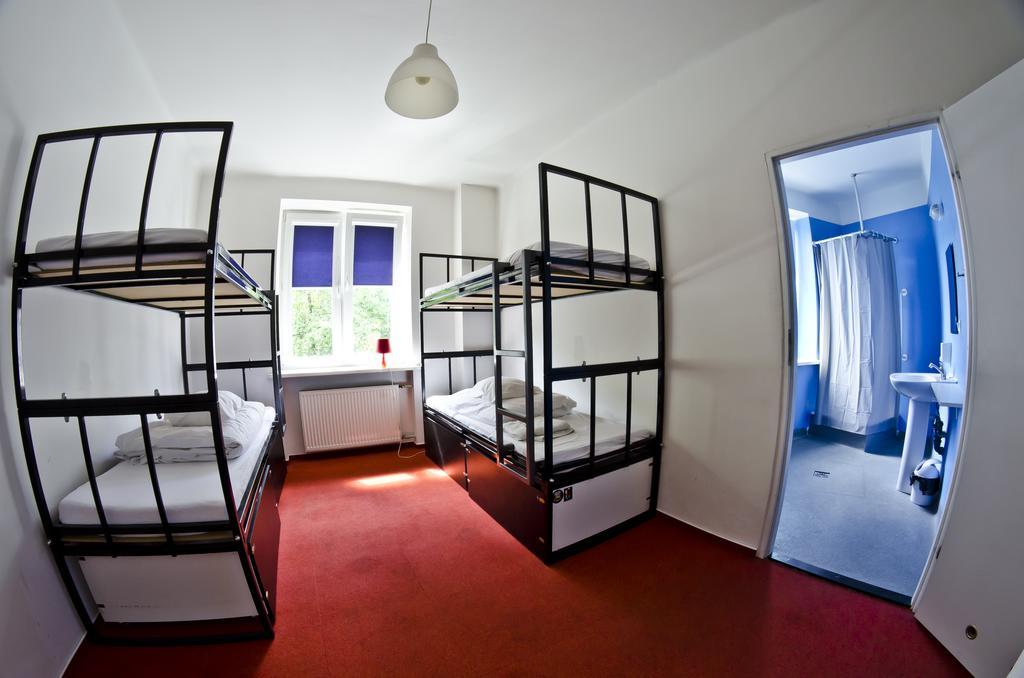 Wilson Hostel Warszawa Exterior photo