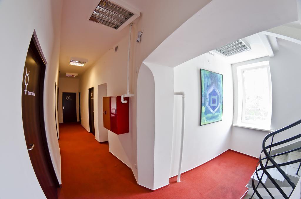 Wilson Hostel Warszawa Exterior photo